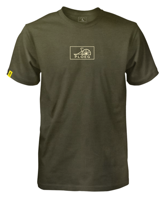 Moeg Geploeg Olive Tee